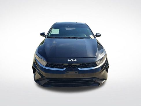 Used 2022 Kia Forte LXS FWD image 2