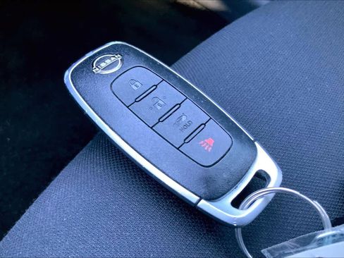 Used 2024 Nissan Sentra S image 14