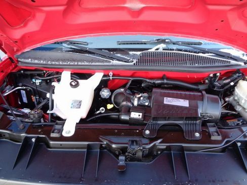 Used 2017 GMC Savana 2500 image 10