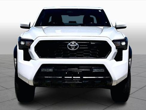Certified 2024 Toyota Tacoma TRD Off-Road AWD/4WD image 4