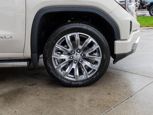 New 2026 GMC Sierra 1500 Denali w/ Denali Reserve Package image 36