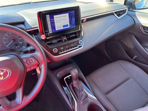 Used 2024 Toyota Corolla LE image 29