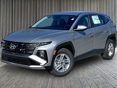 New 2026 Hyundai Tucson SE image 2