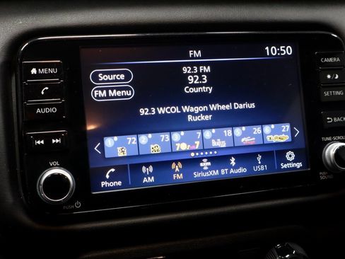 Certified 2023 Nissan Kicks SR w/ SR Premium Package image 3