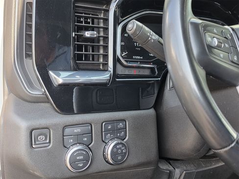 Used 2024 GMC Sierra 1500 SLT image 23