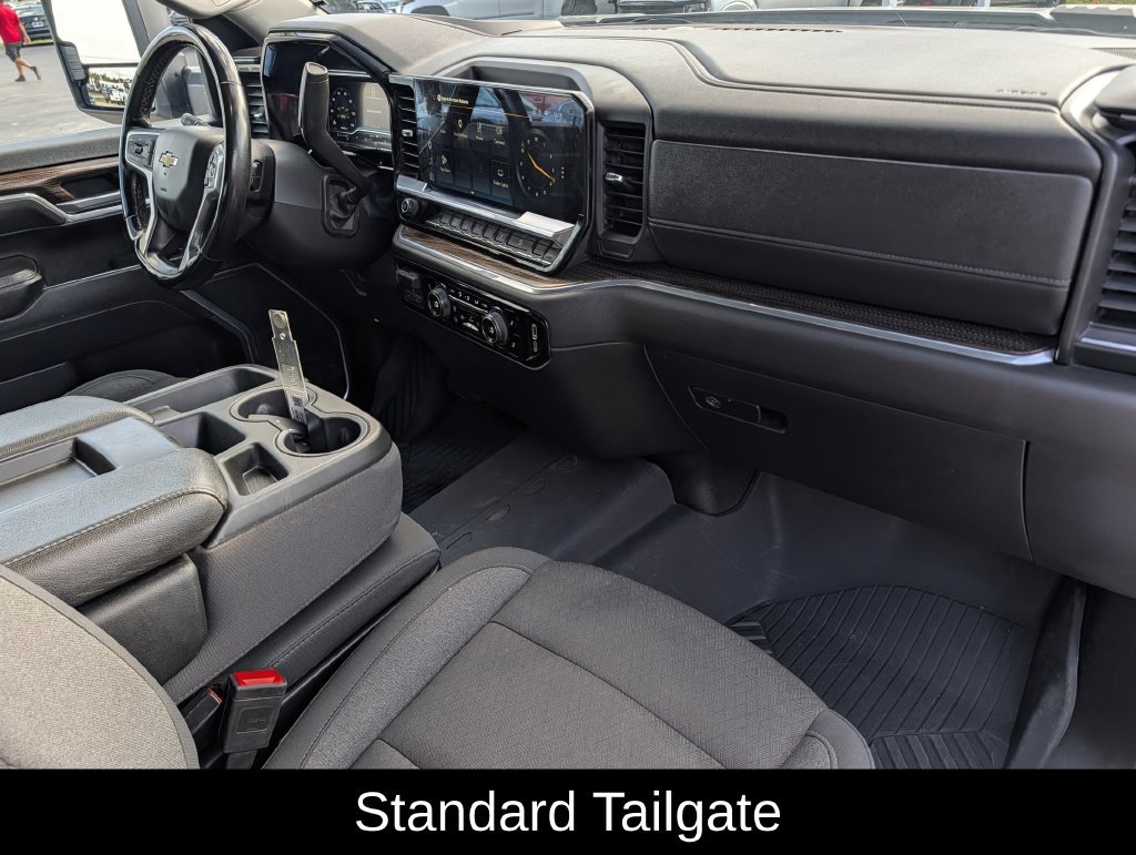 Used 2025 Chevrolet Silverado 2500 LT AWD/4WD image 32