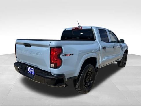 Certified 2025 Chevrolet Colorado W/T image 9