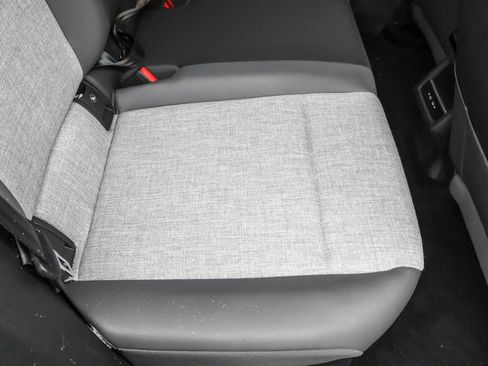 Used 2023 Volkswagen ID.4 Pro image 34