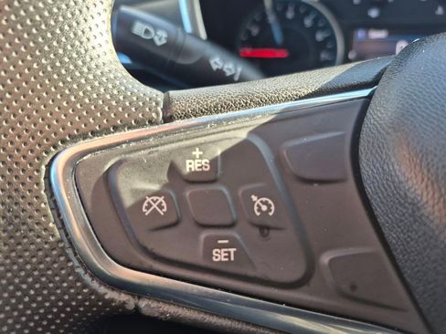 Used 2019 Chevrolet Equinox LT image 22