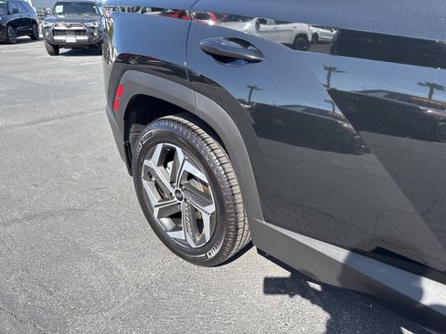 Used 2022 Hyundai Tucson Limited AWD/4WD image 25