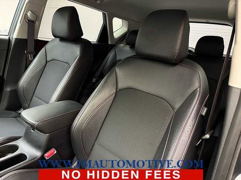 Used 2023 Kia Soul GT-Line w/ GT-Line Technology Package FWD image 13