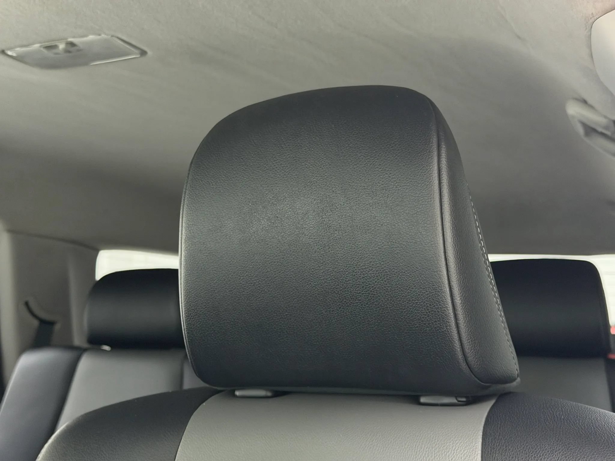 Used 2016 Toyota 4Runner SR5 Premium AWD/4WD image 84