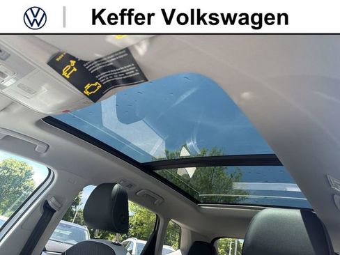 New 2026 Volkswagen Taos SE AWD/4WD image 26