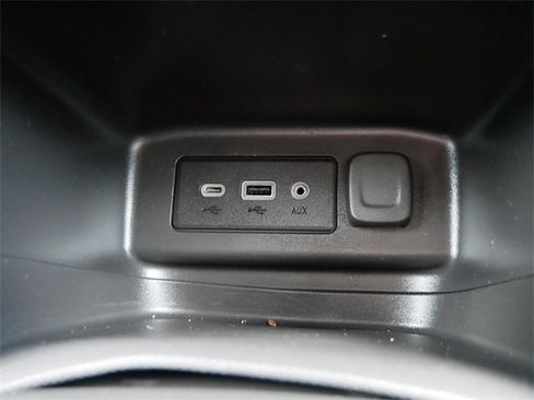 Used 2022 Chevrolet Equinox LT image 19