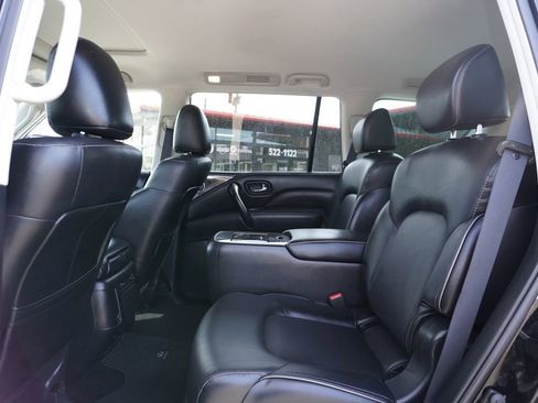 Used 2023 INFINITI QX80 Luxe w/ Cargo Package RWD image 29