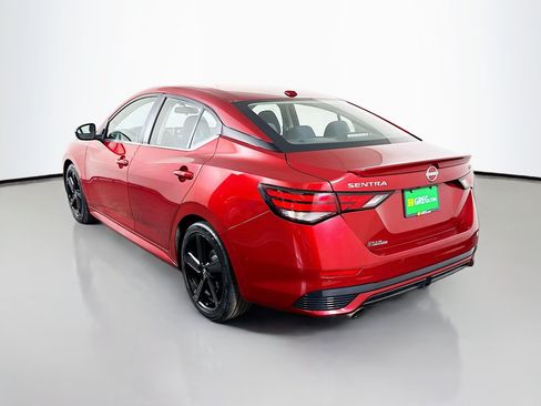 Used 2024 Nissan Sentra SR FWD image 7