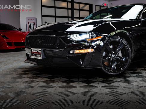 Used 2021 Ford Mustang GT Premium w/ Equipment Group 401A image 5