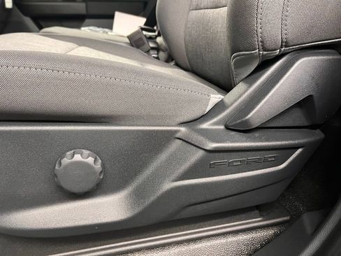 New 2025 Ford F550 4x4 Regular Cab Super Duty image 25