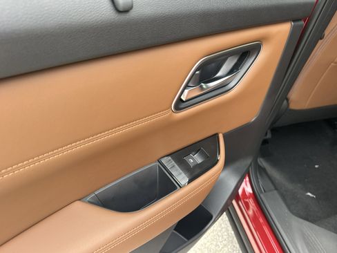 New 2026 Nissan Rogue Platinum AWD/4WD image 11