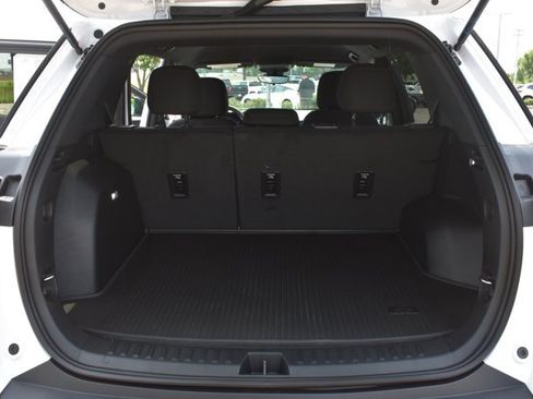 New 2026 Chevrolet Equinox LT w/ Safety and Technology Package FWD image 16