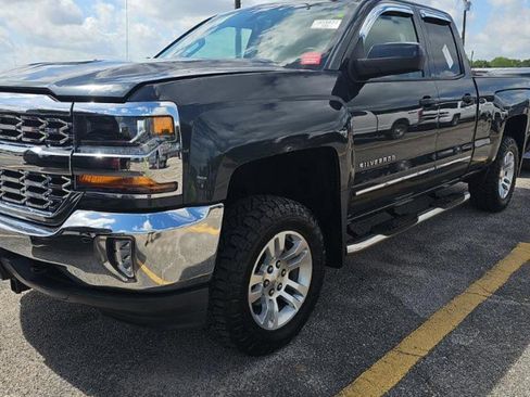 Used 2017 Chevrolet Silverado 1500 LT w/ All Star Edition AWD/4WD image 1