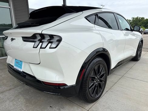 Certified 2025 Ford Mustang Mach-E Premium w/ Sport Appearance Package AWD/4WD image 8