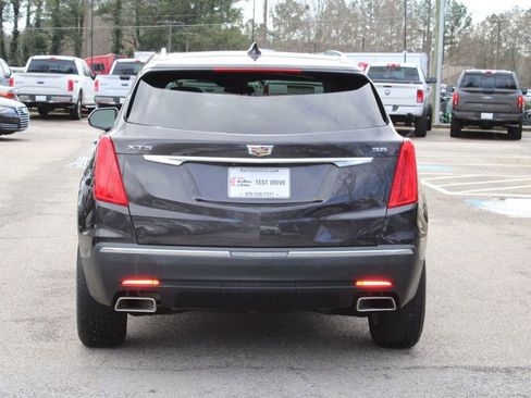 Used 2018 Cadillac XT5 Luxury w/ Driver Awareness Package image 7