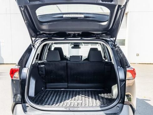 Used 2023 Toyota RAV4 LE AWD/4WD image 19