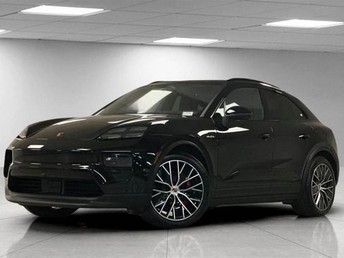 New 2025 Porsche Macan 4S Electric image 86
