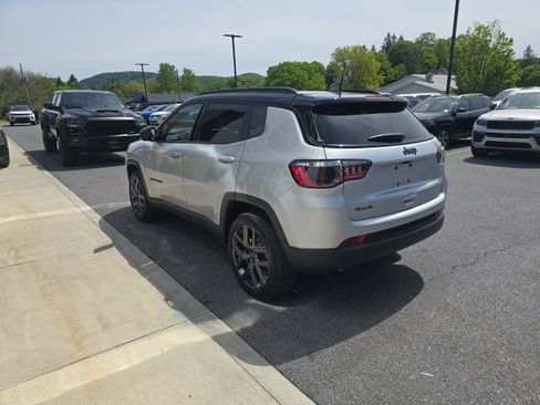 Certified 2026 Jeep Compass Limited w/ Sun, Sound & Navigation Group AWD/4WD image 4