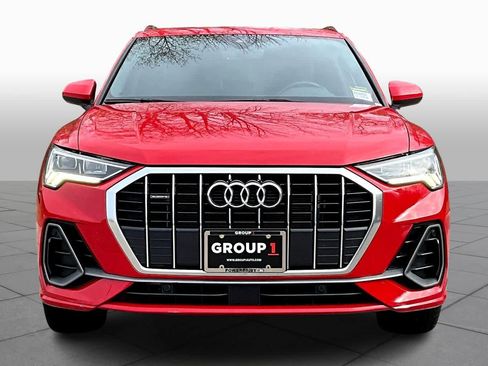 Used 2024 Audi Q3 2.0T Premium image 3