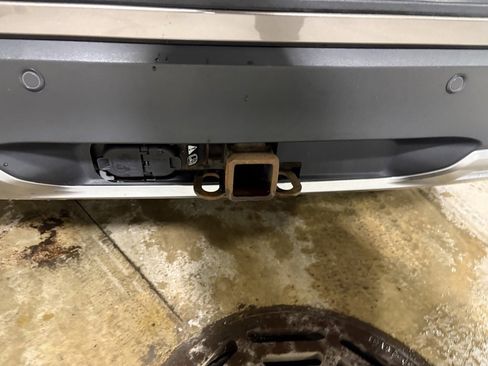 Used 2021 Ford Explorer XLT w/ Equipment Group 202A image 30