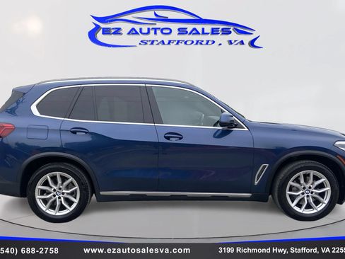 Used 2019 BMW X5 xDrive40i w/ Premium Package 2 AWD/4WD image 4