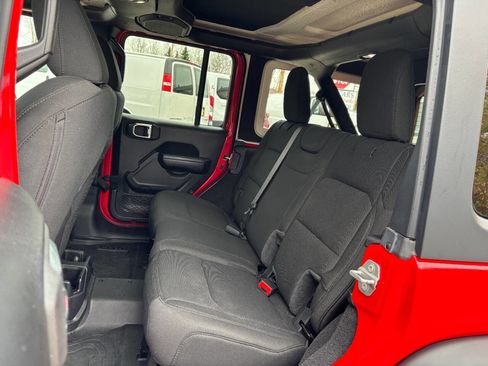 Used 2021 Jeep Wrangler Unlimited Sport image 16