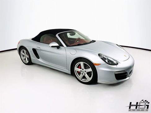 Used 2014 Porsche Boxster S image 4