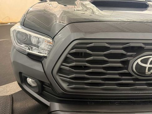 Certified 2023 Toyota Tacoma TRD Sport image 4