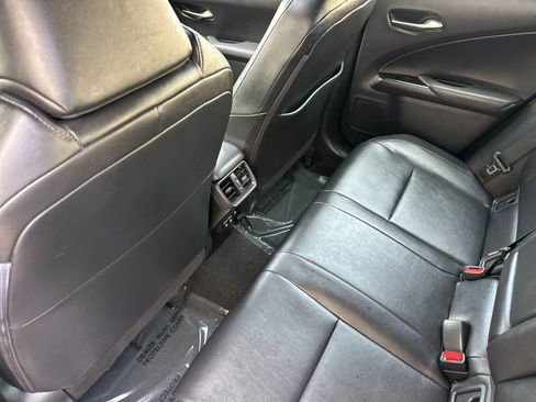 Used 2019 Lexus UX 250h w/ Premium Package AWD/4WD image 13