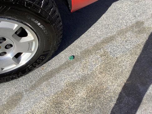 Used 2013 Chevrolet Suburban LS image 21