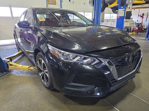 Used 2022 Nissan Sentra SV w/ All-Weather Package FWD image 2