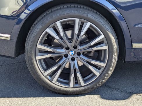 Used 2023 BMW X7 xDrive40i w/ Executive Package image 9