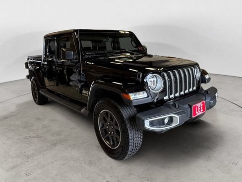 Used 2022 Jeep Gladiator Overland w/ Popular Equipment Package AWD/4WD image 8