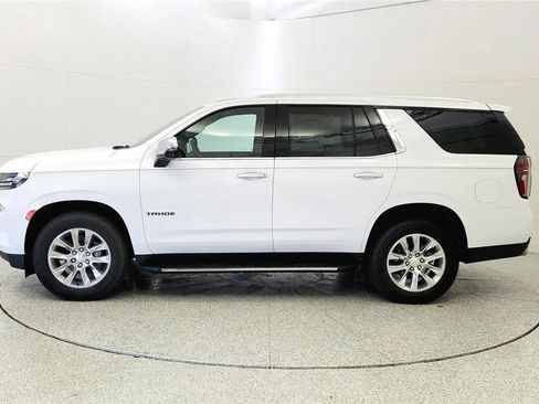 Used 2023 Chevrolet Tahoe Premier w/ Premium Package AWD/4WD image 4