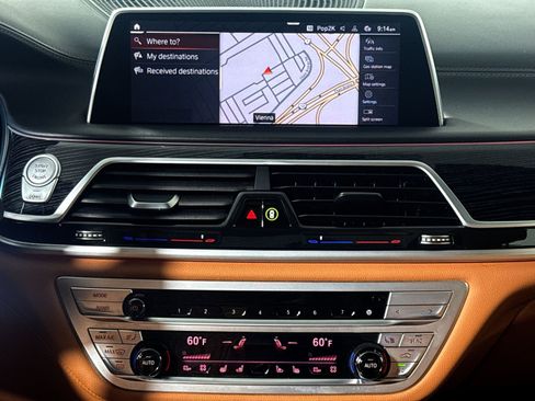 Used 2022 BMW 750i xDrive w/ Executive Package AWD/4WD image 20