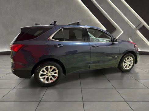 Used 2019 Chevrolet Equinox LT FWD image 2