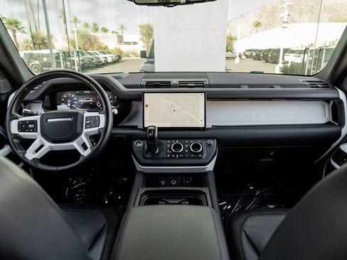 Used 2022 Land Rover Defender 110 X-Dynamic HSE AWD/4WD image 19