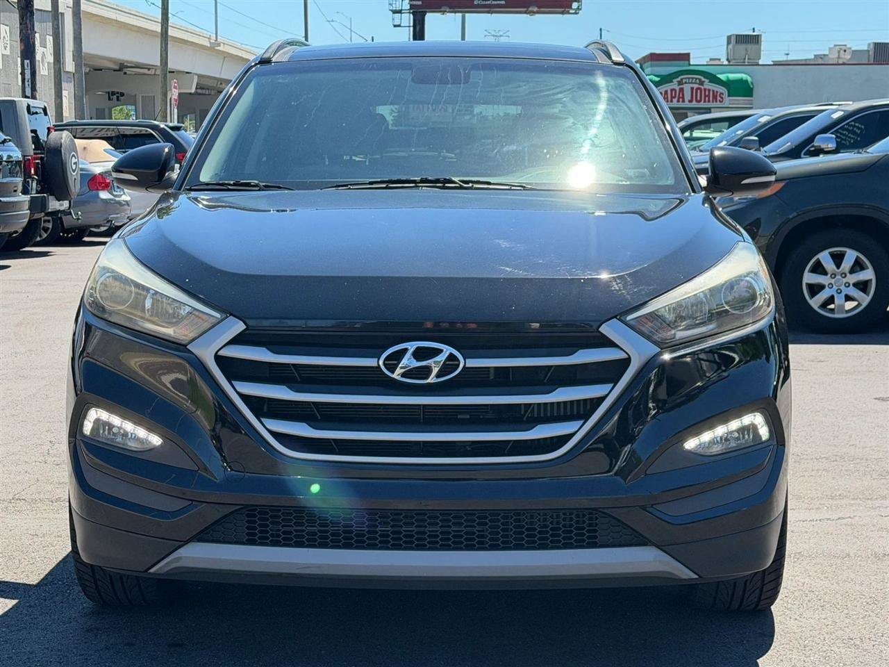 Used 2018 Hyundai Tucson Value FWD image 3