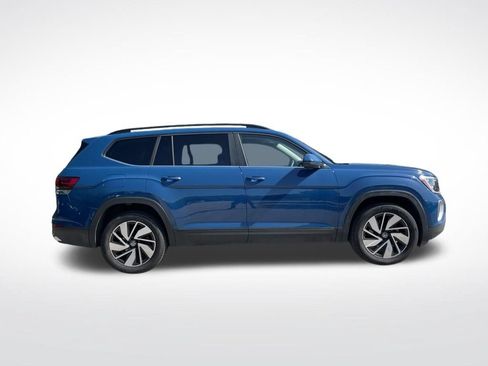 Used 2026 Volkswagen Atlas SE FWD image 4