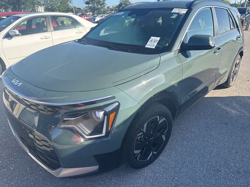 Used 2023 Kia Niro Wind w/ Wind Preserve Package image 9