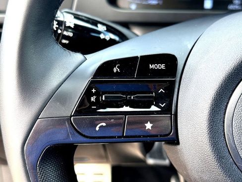 Used 2025 Hyundai Elantra Sport image 19