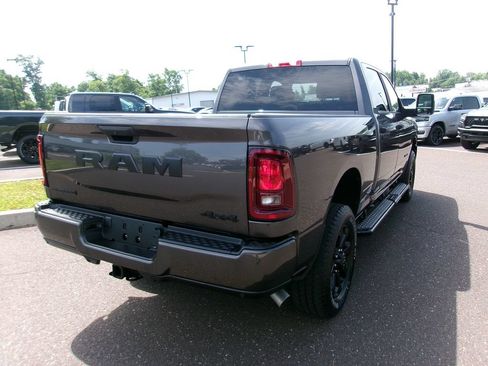 Certified 2025 RAM 2500 Big Horn AWD/4WD image 3